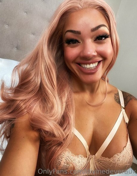 Divinedeveraux