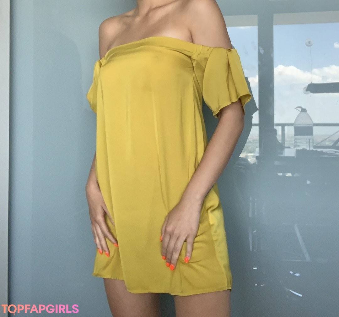 Naakte gelekte OnlyFans-foto van Lara Fraser #63 Naakte gelekte OnlyFans-foto van Lara Fraser #63