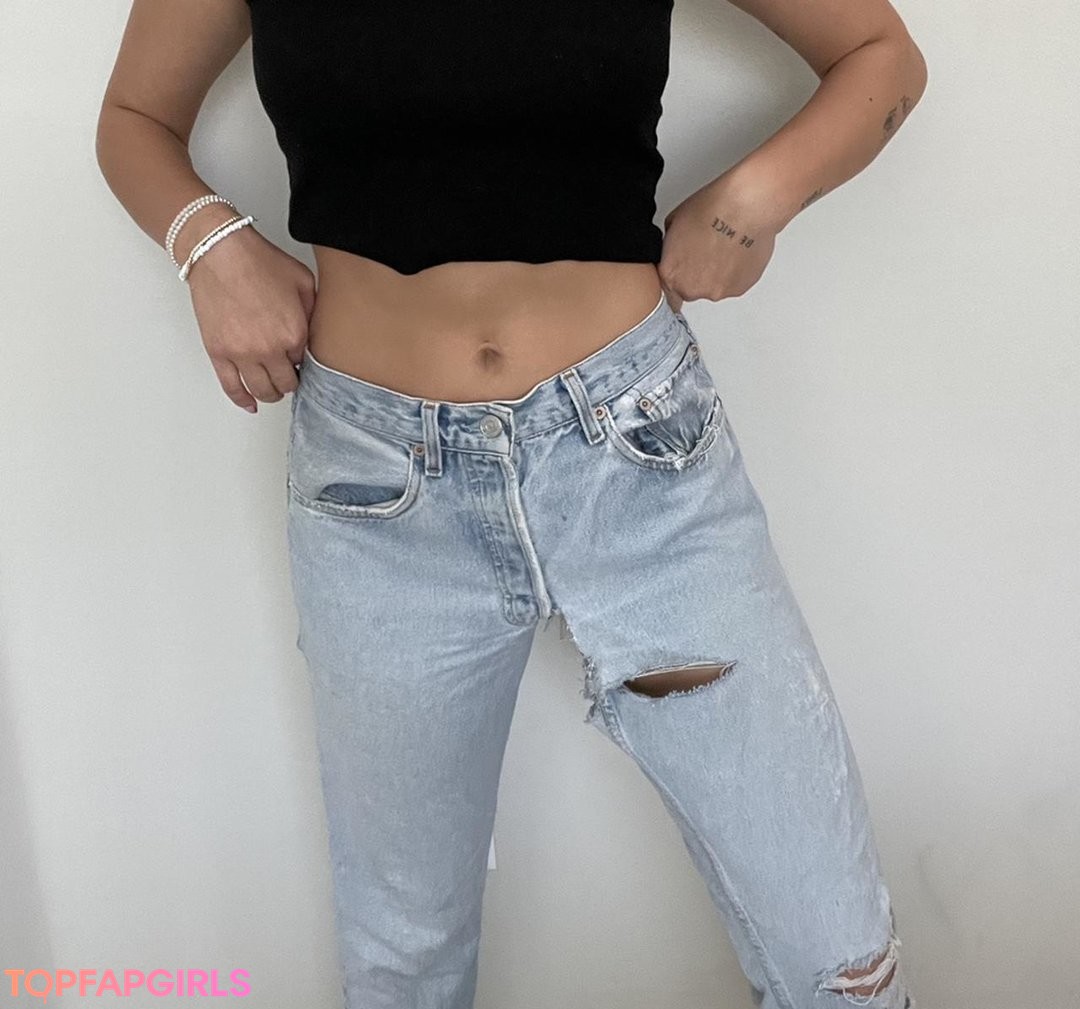 Naakte gelekte OnlyFans-foto van Lara Fraser #7 Naakte gelekte OnlyFans-foto van Lara Fraser #7