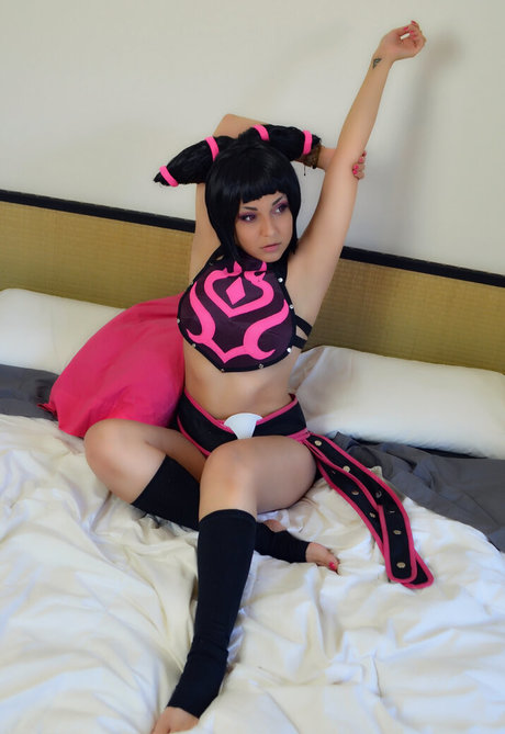 Shermie Cosplay