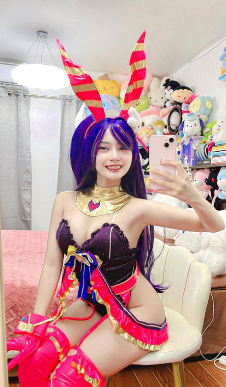 Naakte gelekte OnlyFans-foto van Hayamiharu