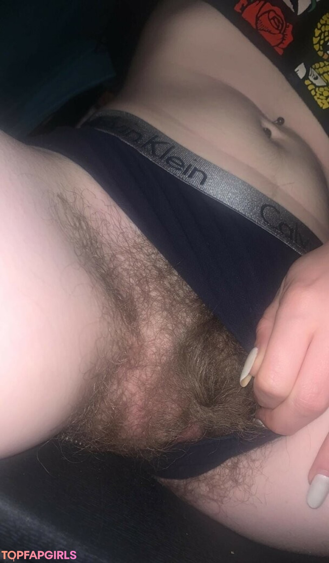Naakte gelekte OnlyFans-foto van Hairy Women #1184