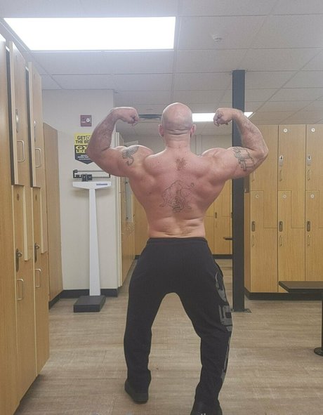 Naakte gelekte OnlyFans-foto van Justinmetrando