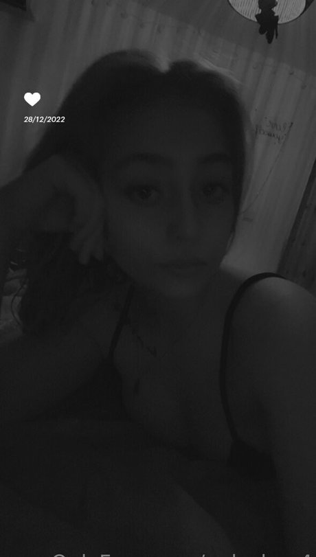 Onlychey04
