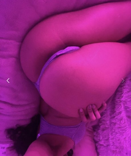 Naakte gelekte OnlyFans-foto van Hope Victoria