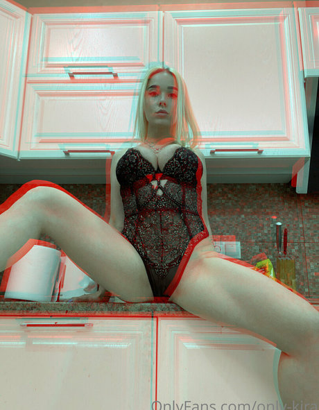 Naakte gelekte OnlyFans-foto van Onlykira