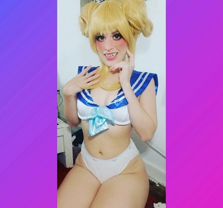 Naakte gelekte OnlyFans-foto van Bonbonpinups