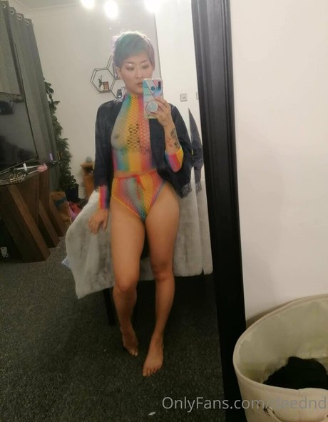 Naakte gelekte OnlyFans-foto van Deednd