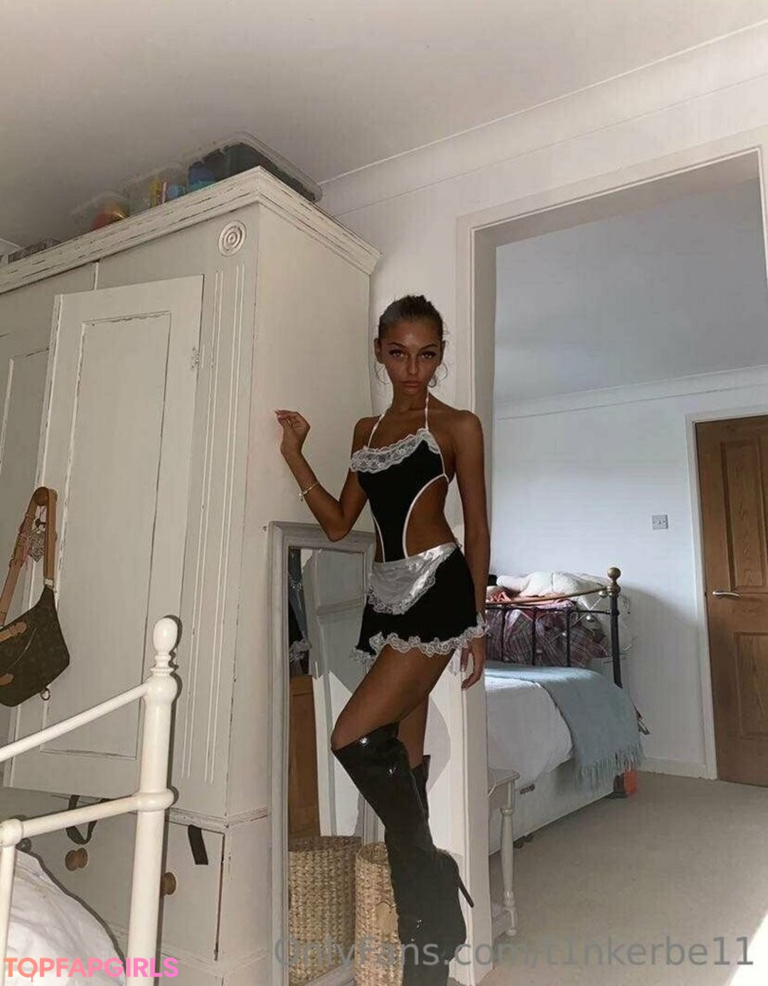 Naakte gelekte OnlyFans-foto van Tinkerbell230 #9 Naakte gelekte OnlyFans-foto van Tinkerbell230 #9