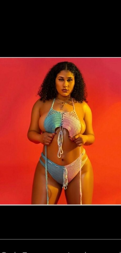 Naakte gelekte OnlyFans-foto van Malesuperhead