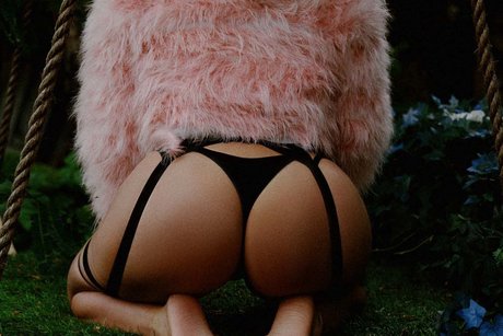 Naakte gelekte OnlyFans-foto van Andrea Garcia