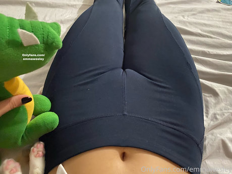 Naakte gelekte OnlyFans-foto van Emmawesley