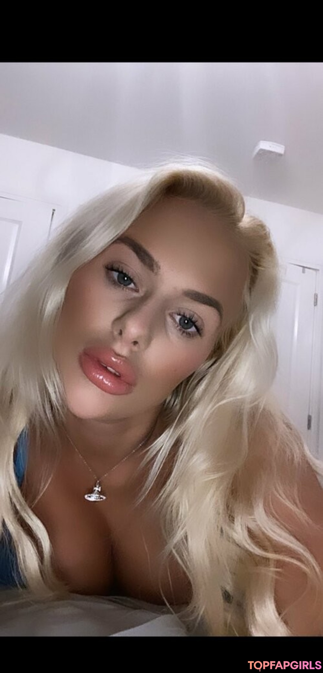 Naakte gelekte OnlyFans-foto van Louiselou #1573