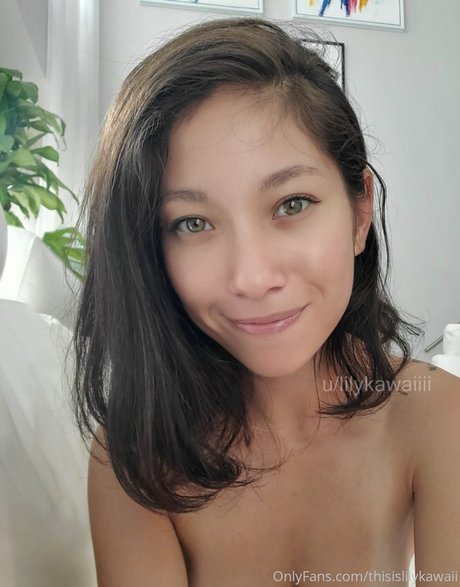 Naakte gelekte OnlyFans-foto van Lilykawaii