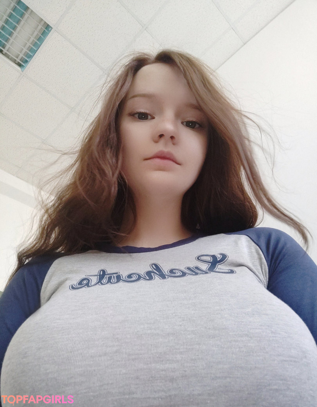 Naakte gelekte OnlyFans-foto van Lyvlas #1599
