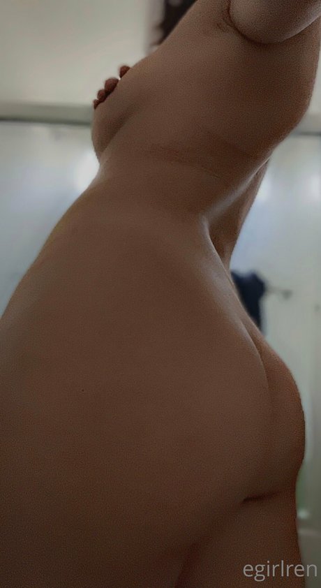 Naakte gelekte OnlyFans-foto van Egirlren