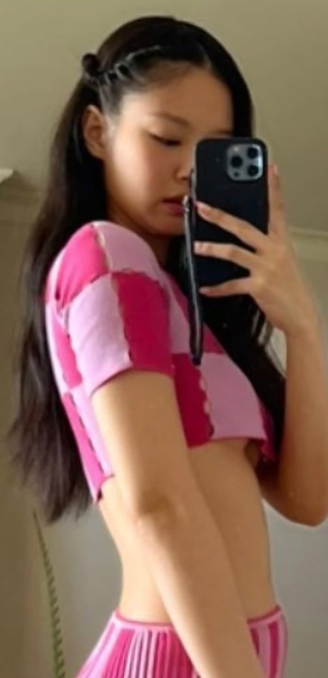 Naakte gelekte OnlyFans-foto van Rose