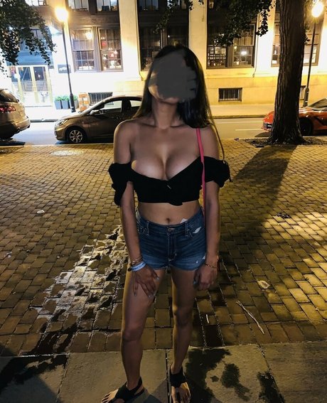 Naakte gelekte OnlyFans-foto van Extraperky