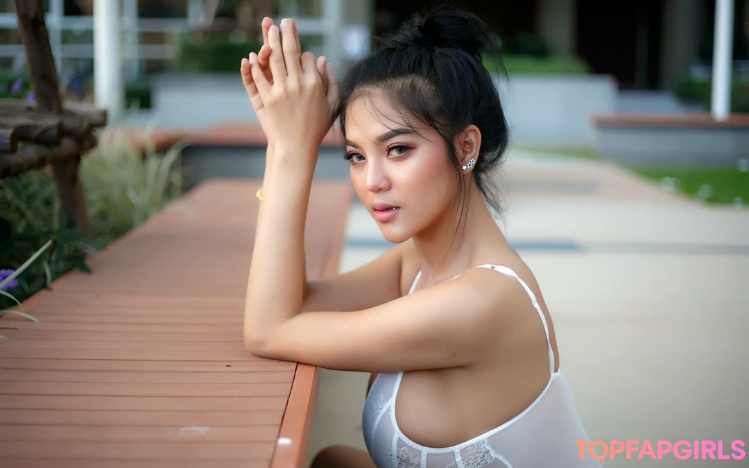 Naakte gelekte OnlyFans-foto van Faii Orapun #1417