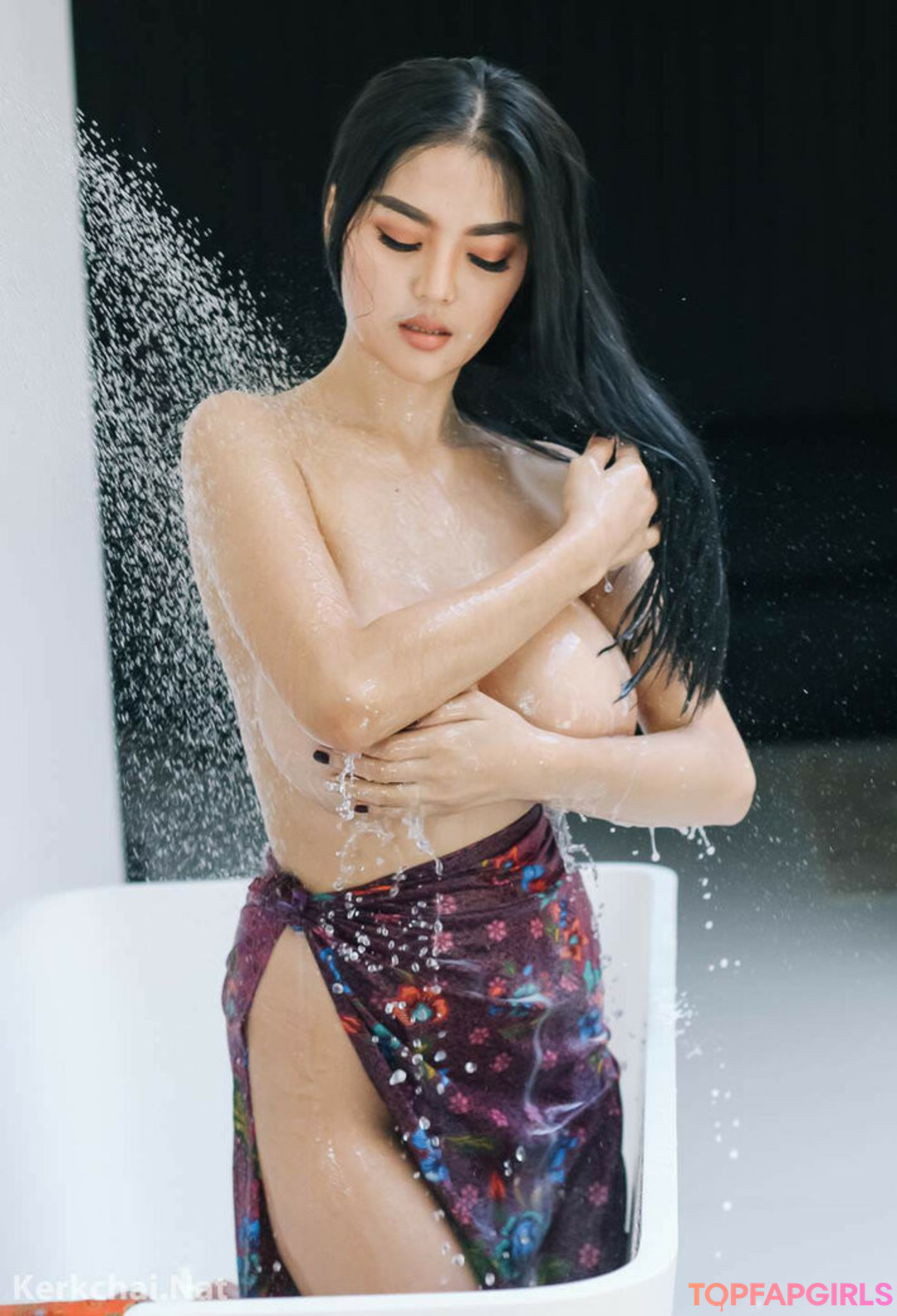 Naakte gelekte OnlyFans-foto van Faii Orapun #1542