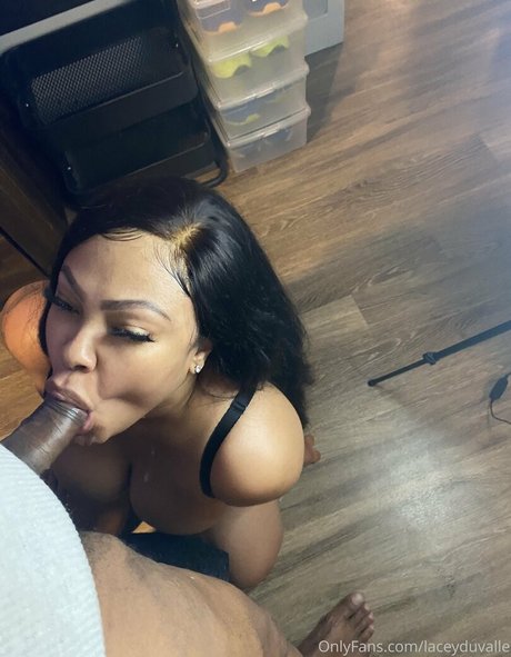 Lacey Duvalle