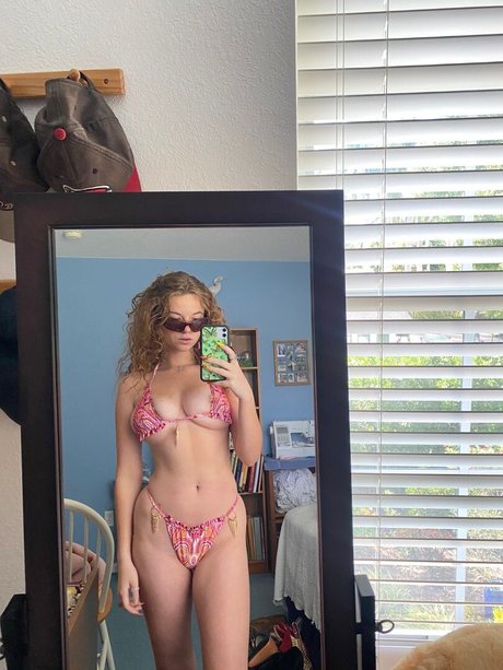 Ashley Suarez
