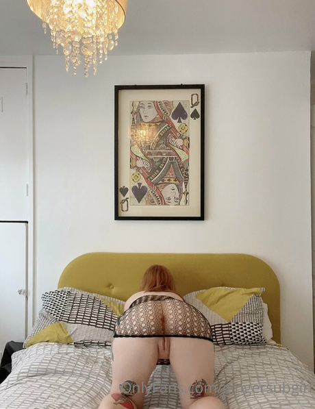 Naakte gelekte OnlyFans-foto van Gingeryour Pin Up