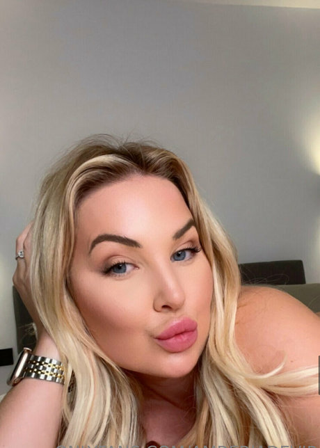 Amberjadevip
