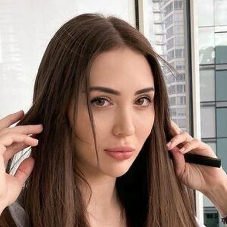 Naakte gelekte OnlyFans-foto van Babynez