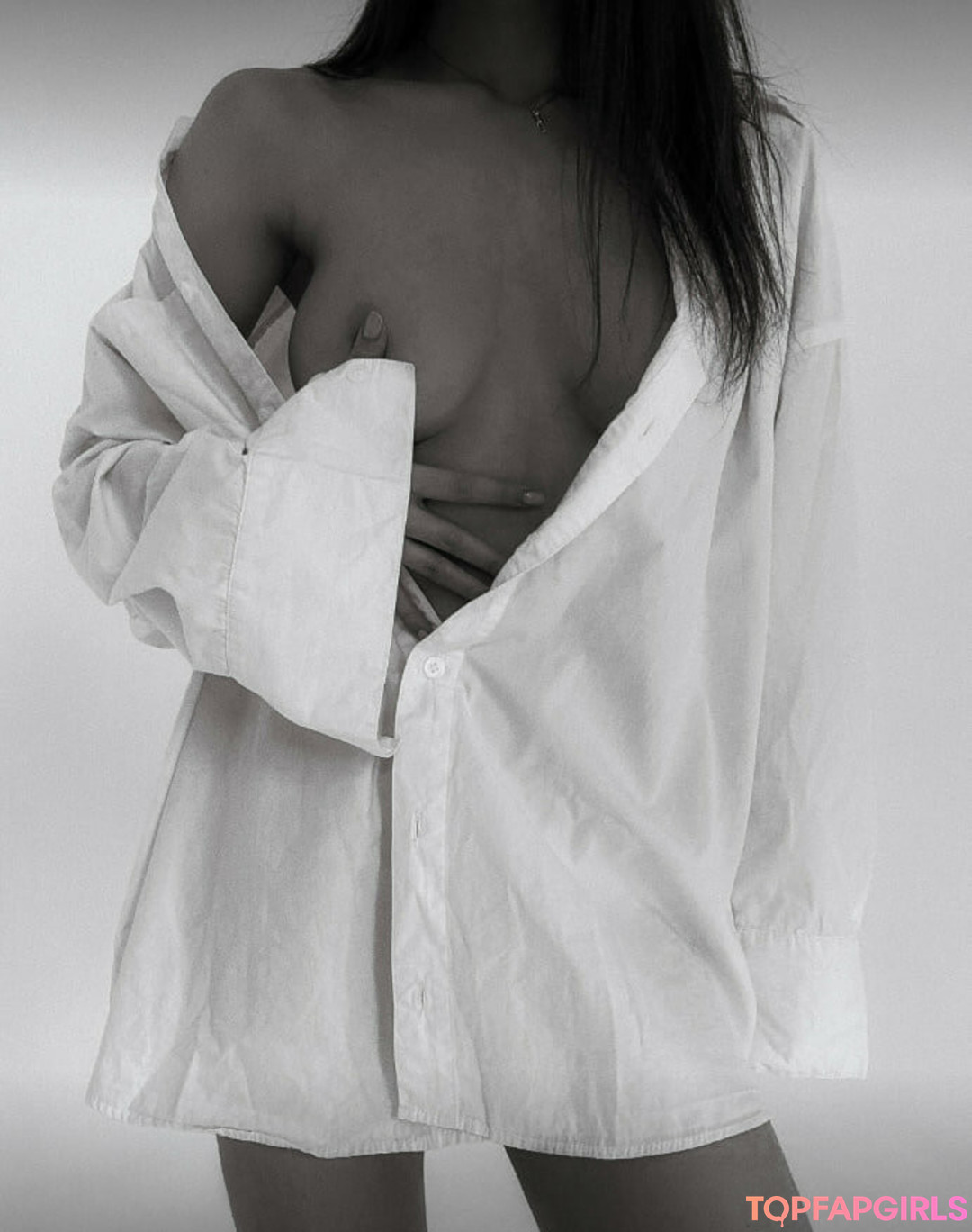 Naakte gelekte OnlyFans-foto van Pretylittlething #7 Naakte gelekte OnlyFans-foto van Pretylittlething #7