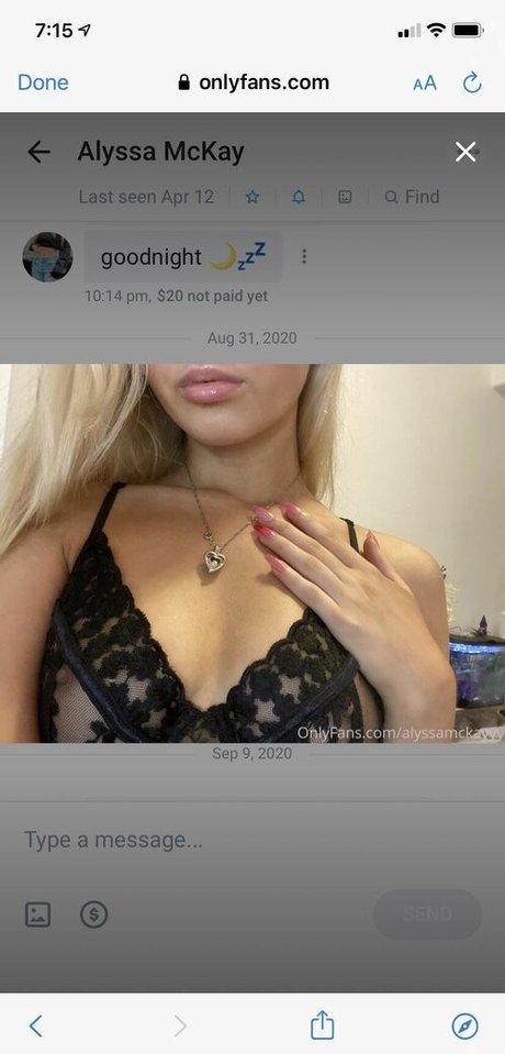 Naakte gelekte OnlyFans-foto van Alyssa Mckay
