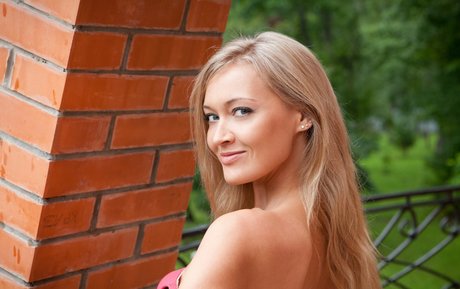 Naakte gelekte OnlyFans-foto van Femjoy