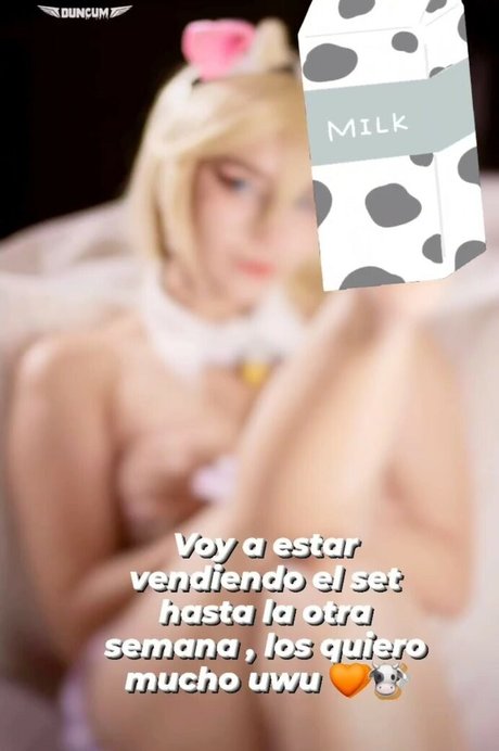 Naakte gelekte OnlyFans-foto van Aiko Love U