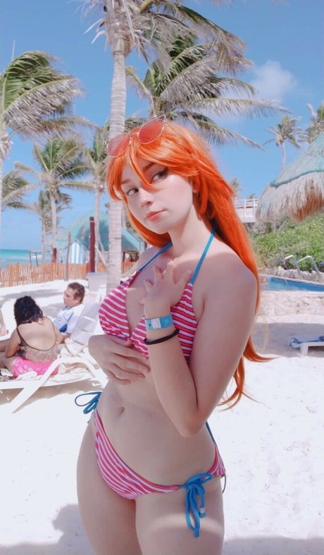Naakte gelekte OnlyFans-foto van Aiko Love U