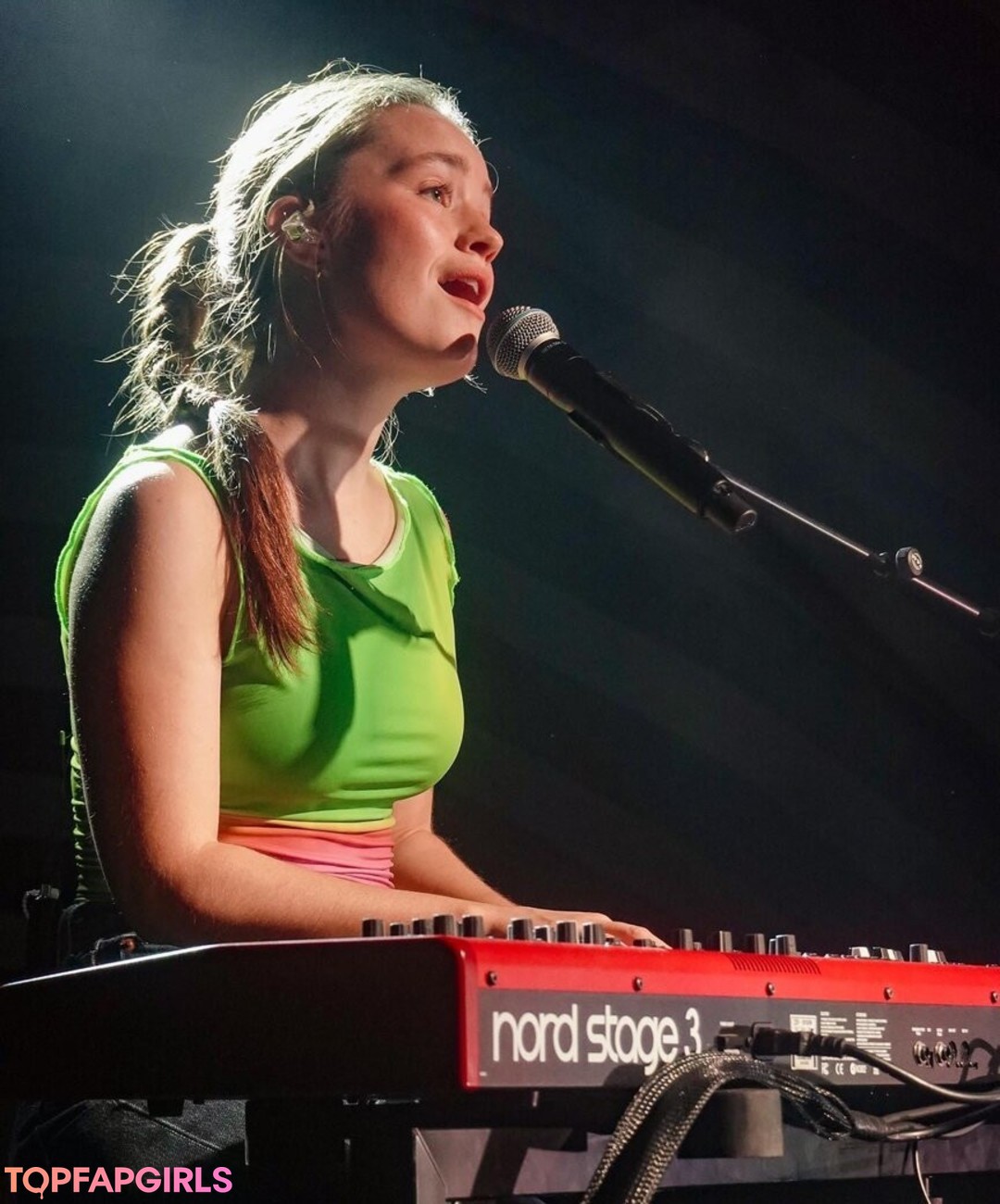 Naakte gelekte OnlyFans-foto van Sigrid #31 Naakte gelekte OnlyFans-foto van Sigrid #31