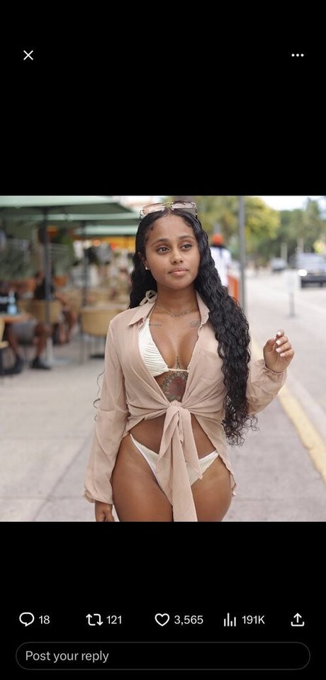 Naakte gelekte OnlyFans-foto van Armajb