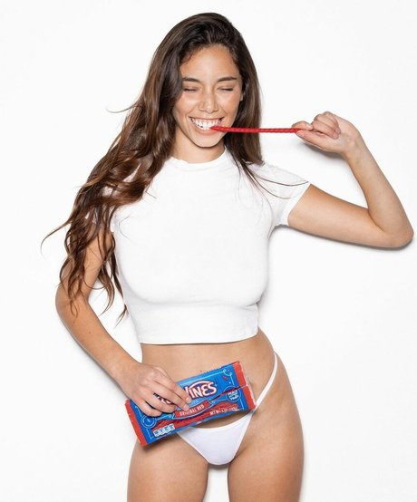 Desiree Flores