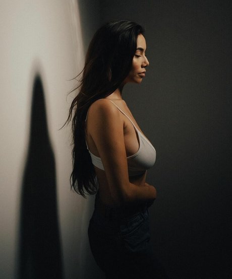 Desiree Flores