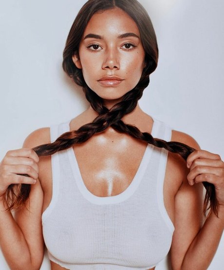Desiree Flores