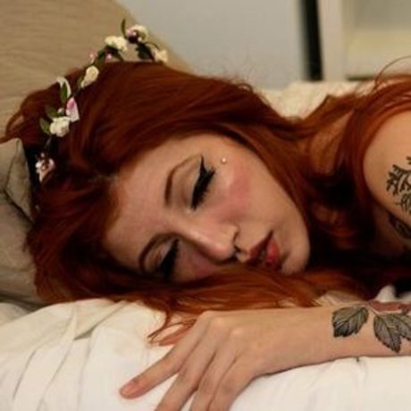 Aline Fox