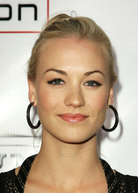 Yvonne Strahovski