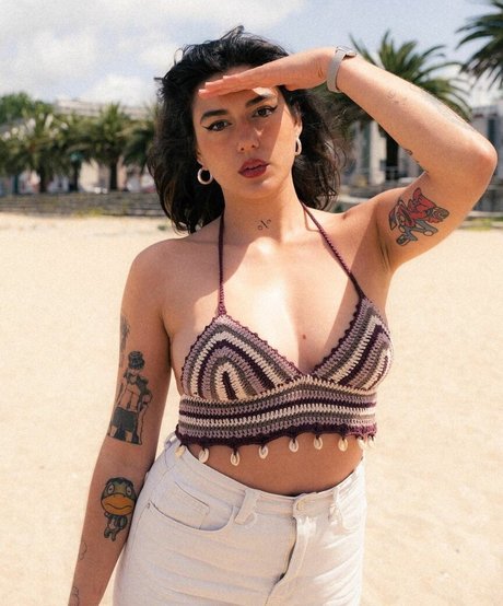 Naakte gelekte OnlyFans-foto van Lapintoramarta
