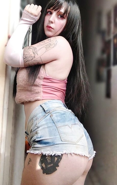 Naakte gelekte OnlyFans-foto van Akamemasha
