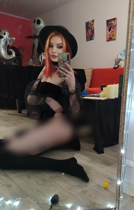 Naakte gelekte OnlyFans-foto van Lidabond