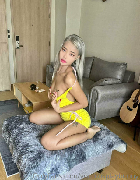Naakte gelekte OnlyFans-foto van Blondasian