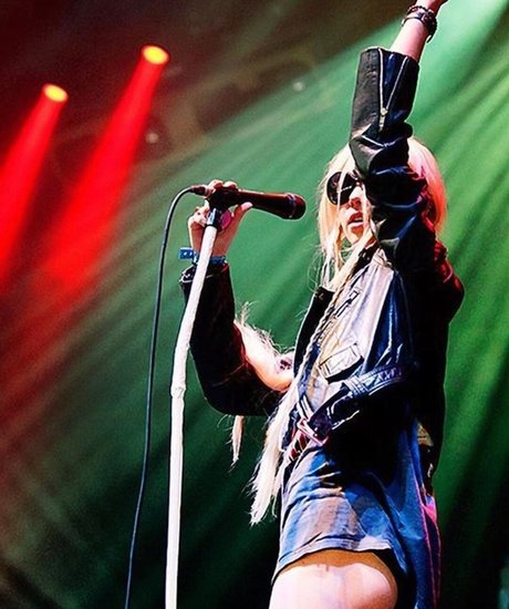 Naakte gelekte OnlyFans-foto van Taylor Momsen