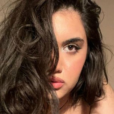 Naakte gelekte OnlyFans-foto van Kamillawang