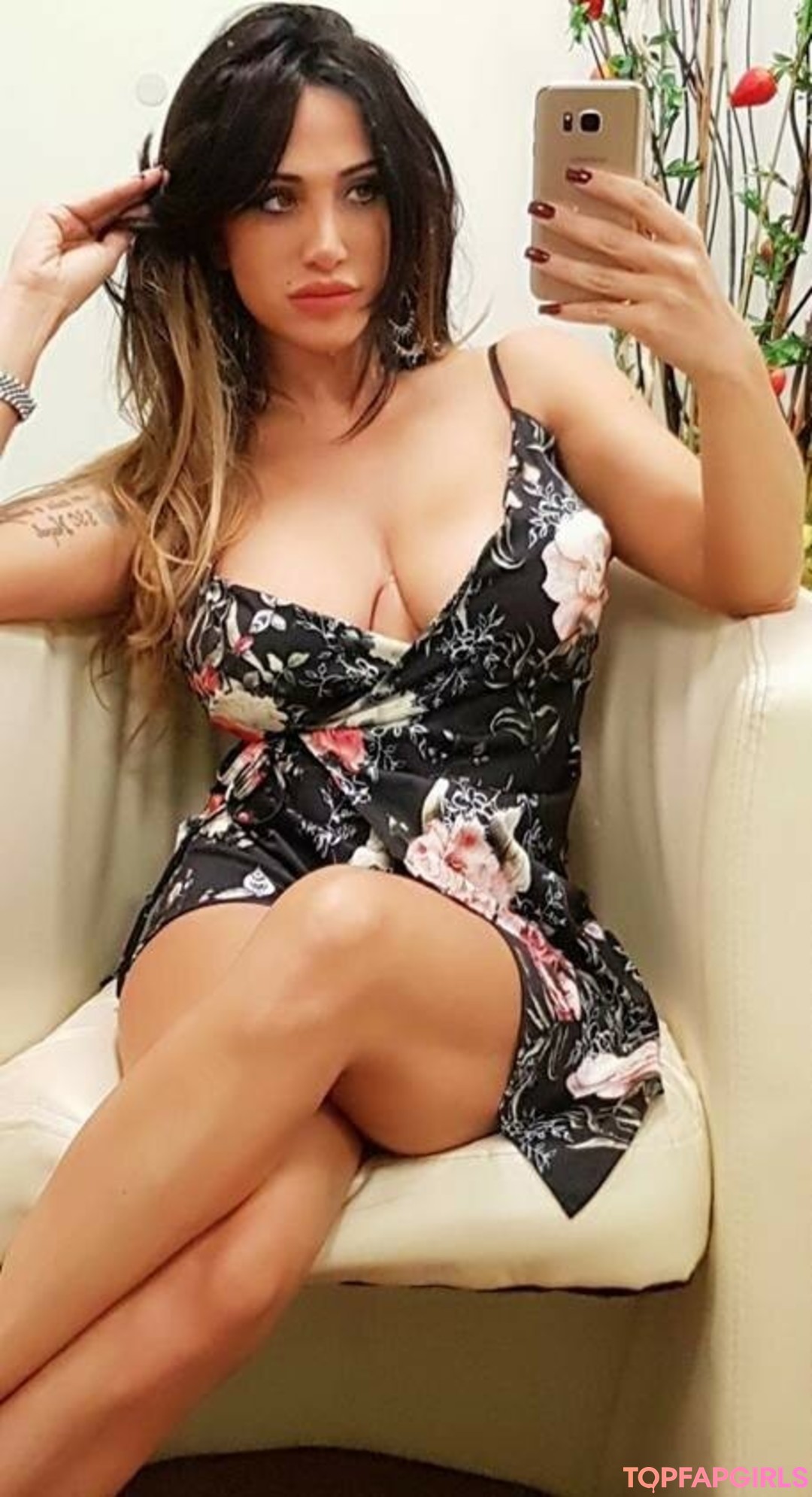 Naakte gelekte OnlyFans-foto van Marika Fruscio #1640