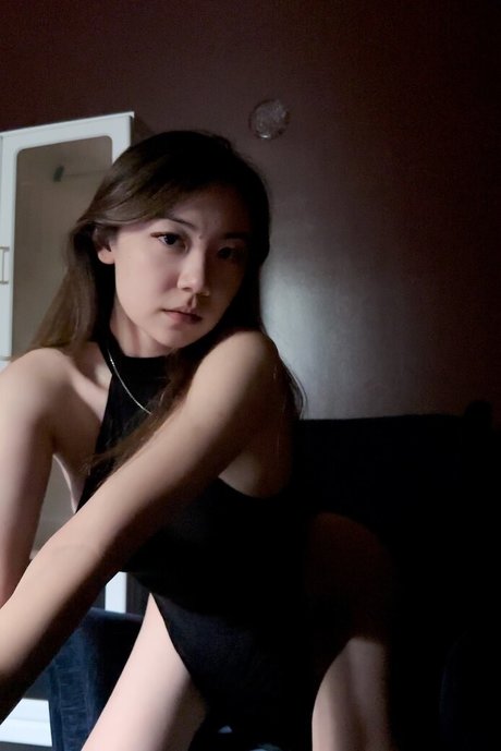 Naakte gelekte OnlyFans-foto van Fanfan