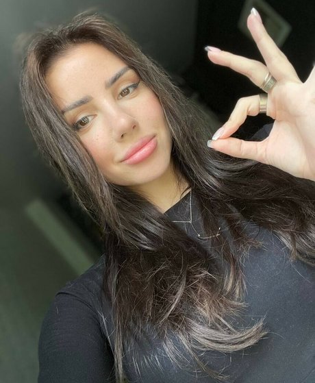 Naakte gelekte OnlyFans-foto van Lady Ross